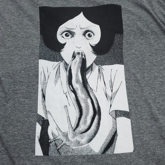 Junji Ito Collection Crunchyroll Ripple Junction gray top t-shirt women size L - Picture 4 of 7